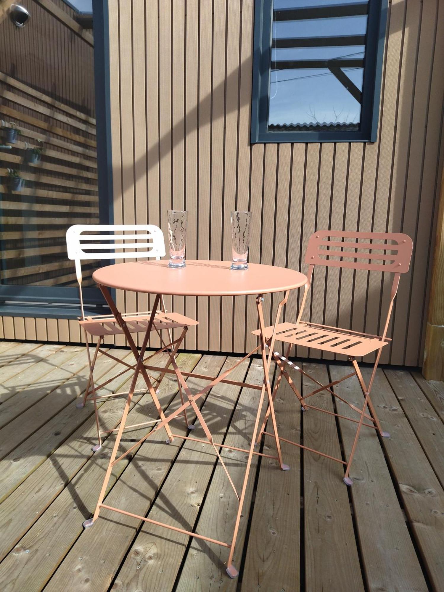 Au Coin Des Lilas - 1